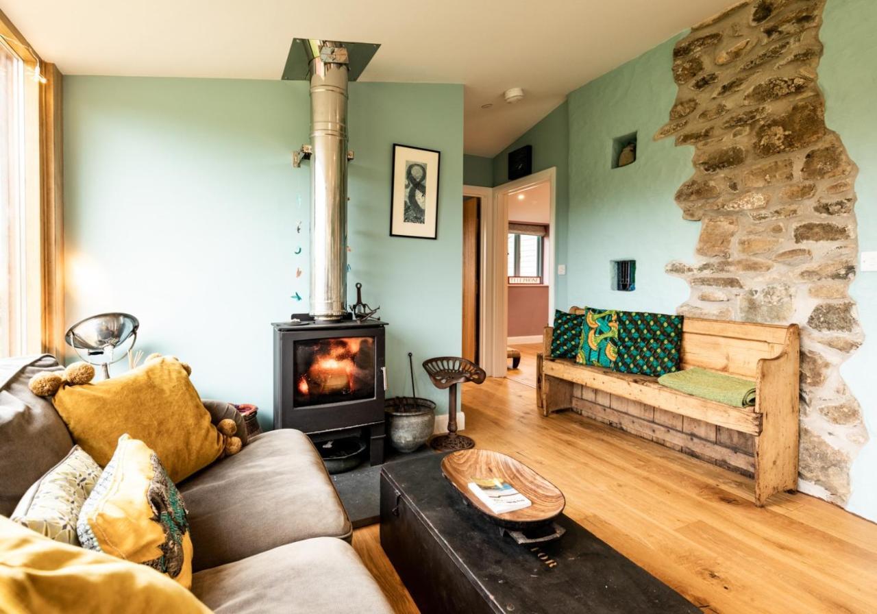Penrhiw - A Country Cottage With Mountain Views Newport  Luaran gambar